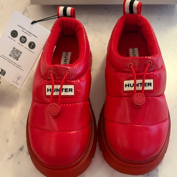 Women's Madison Lug Sole Insulated Water Resistant Slip-on Shoes - Picture 2 of 6